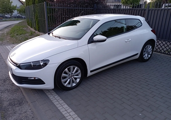 Volkswagen Scirocco cena 24500 przebieg: 188000, rok produkcji 2009 z Słomniki małe 497